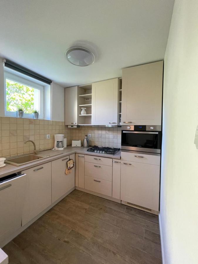 Al-Dom Apartamenty Apartament Zaciszny Kołobrzeg Buitenkant foto
